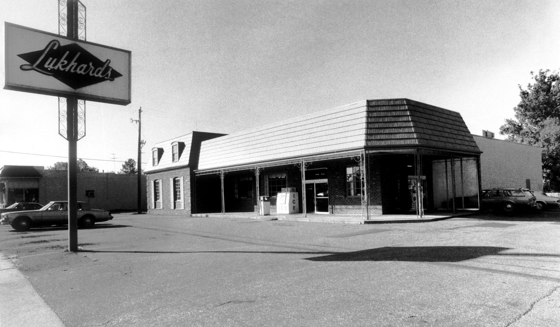 Lukhard's Market